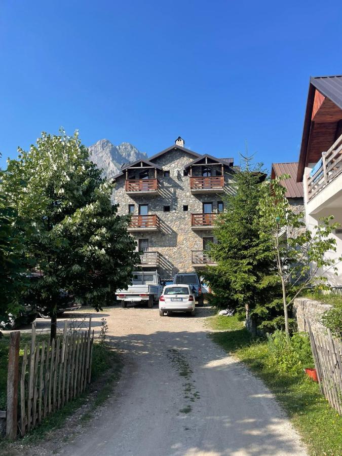 Natyra Balcony Ξενοδοχείο Βαλμπόνα Εξωτερικό φωτογραφία